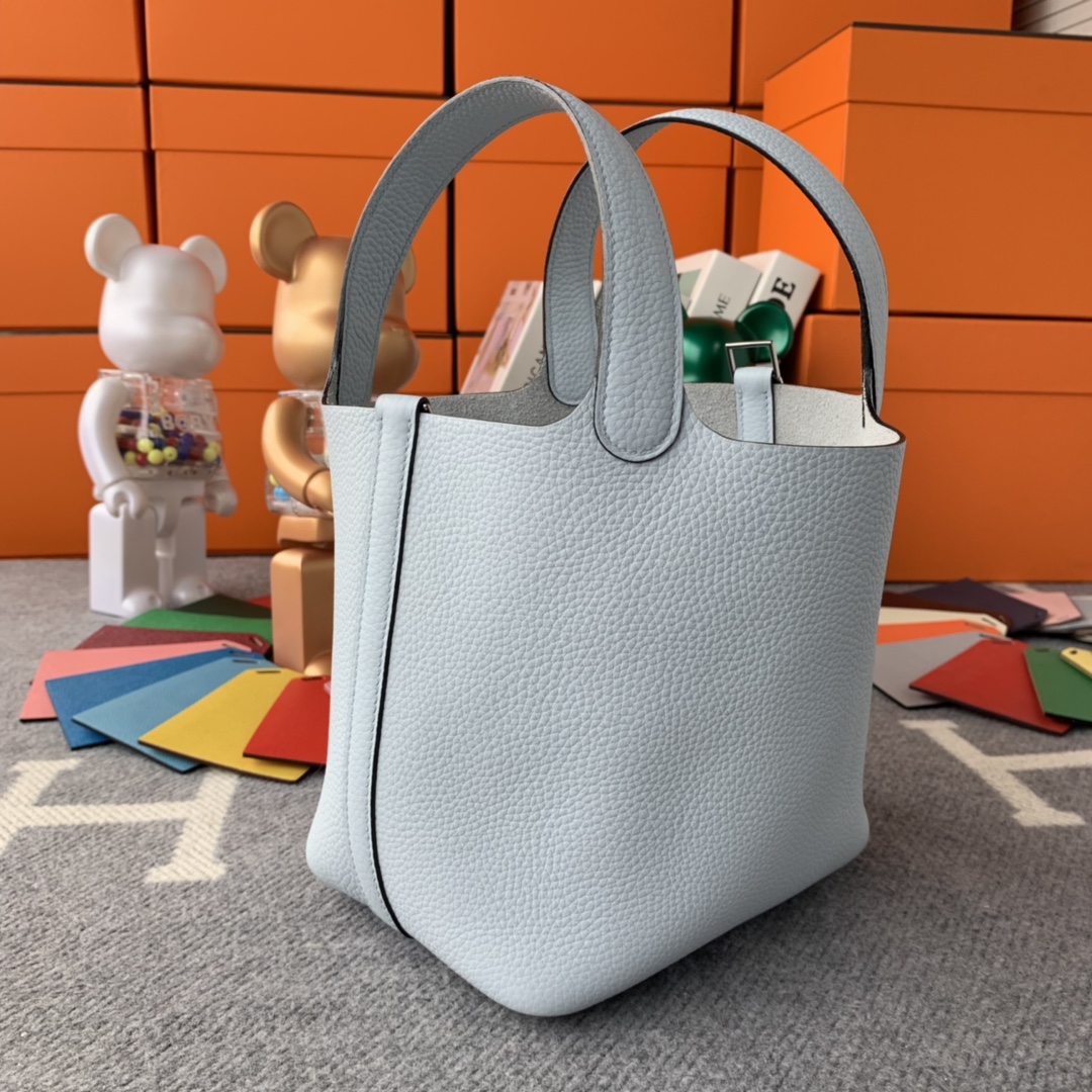 에르메스 피코탄18 라이트블루 은장 끌레망스 가죽